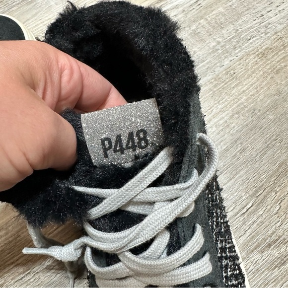 P448 Skate Faux Fur Trim High Top Sneaker
SHAKA, Size 7US / 37EU - Picture 9 of 9